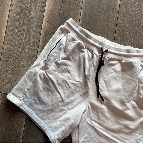 Fabletics Sweat Shorts - Picture 3 of 9